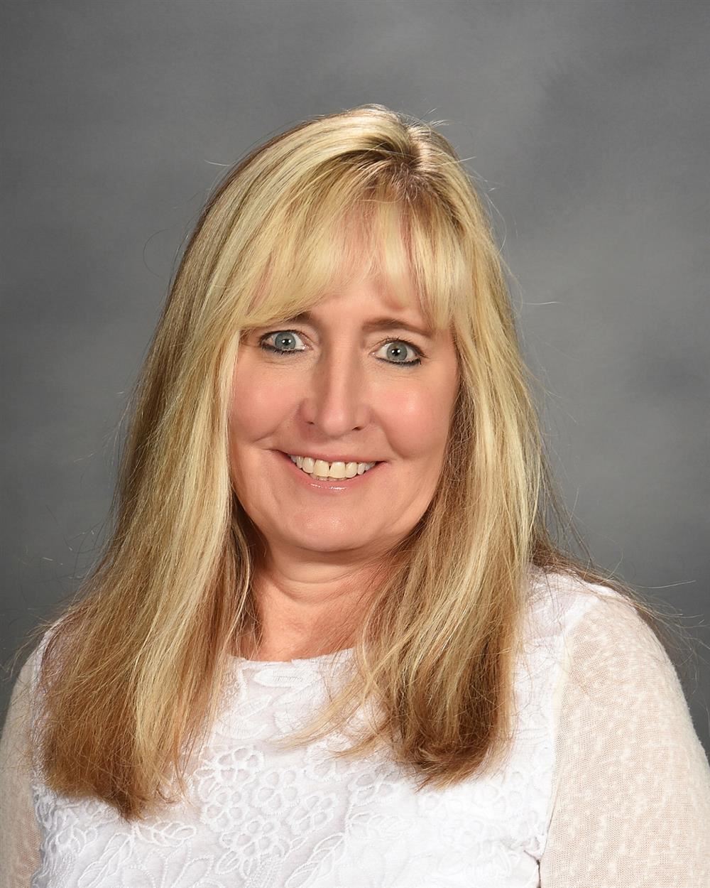 Mrs. Lynn Kovecses Mrs. Lynn Kovecses